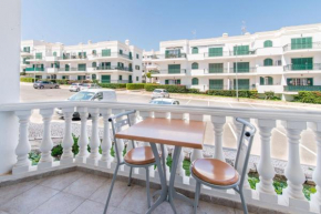 Casa do Lagar 2BDR Apartment w Balcony & Wi-Fi